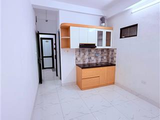 Sale sốc  1 ngủ 1 khách ngõ 68 triều khúc chỉ 4tr6 thôi nè  full đồ 28m2  ở 3 4 bạn thoải mái