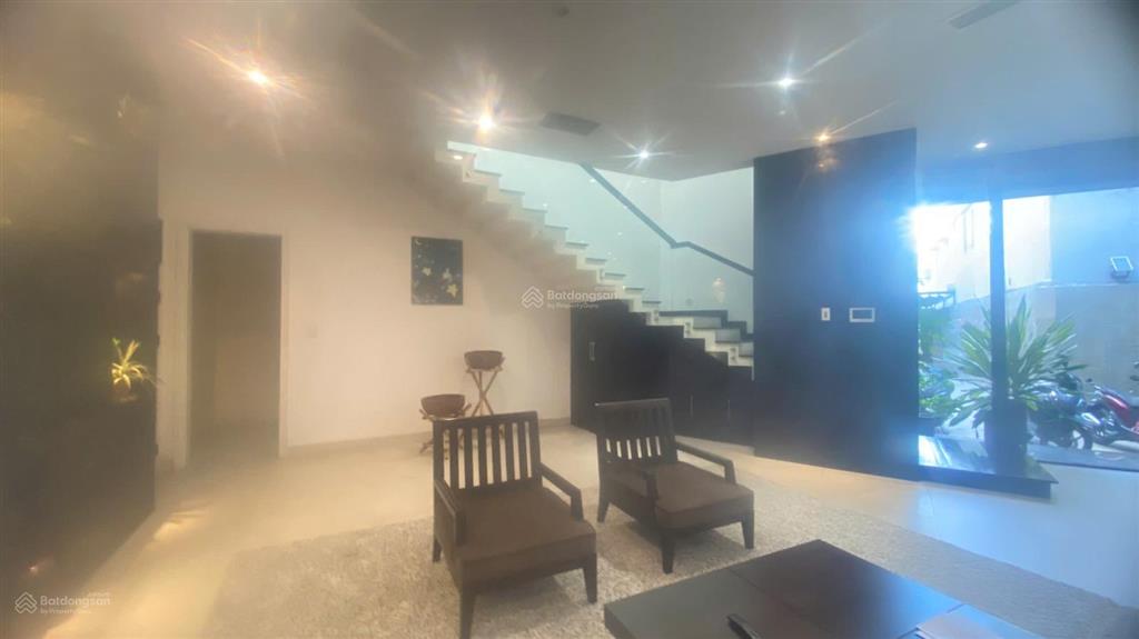 Bán biệt thự cực đẹp tại lê hồng phong, 271m2, hàng hot
