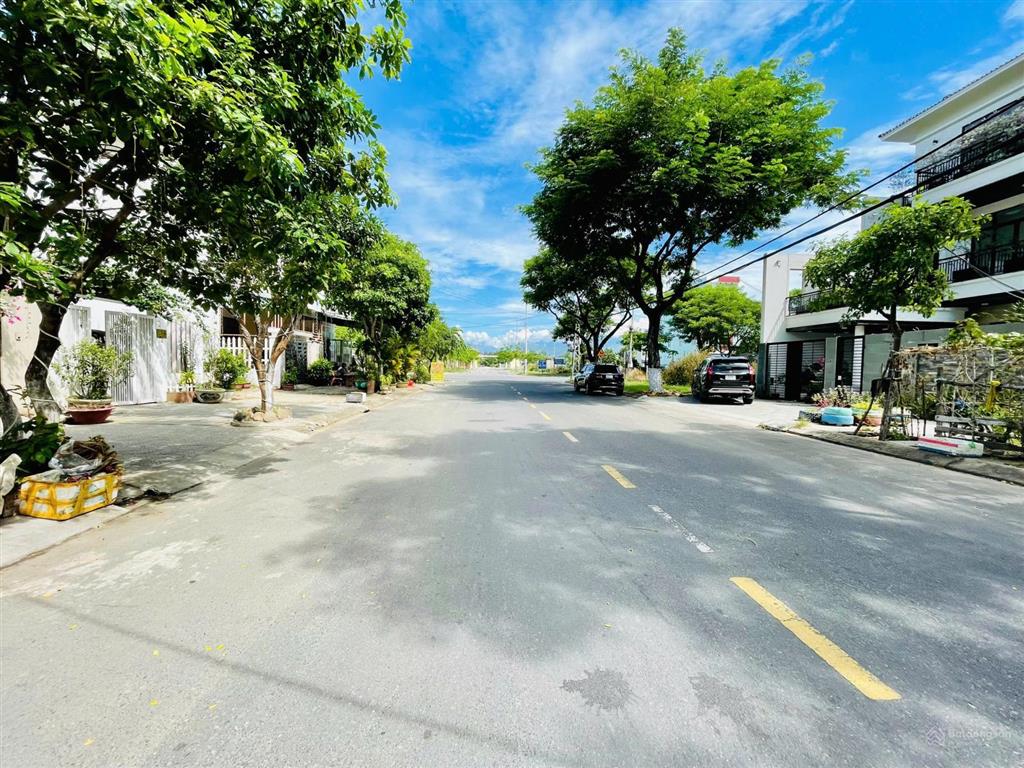 Bán đất siêu hot ở trần nguyên đán, 9,x tỷ, 150m2