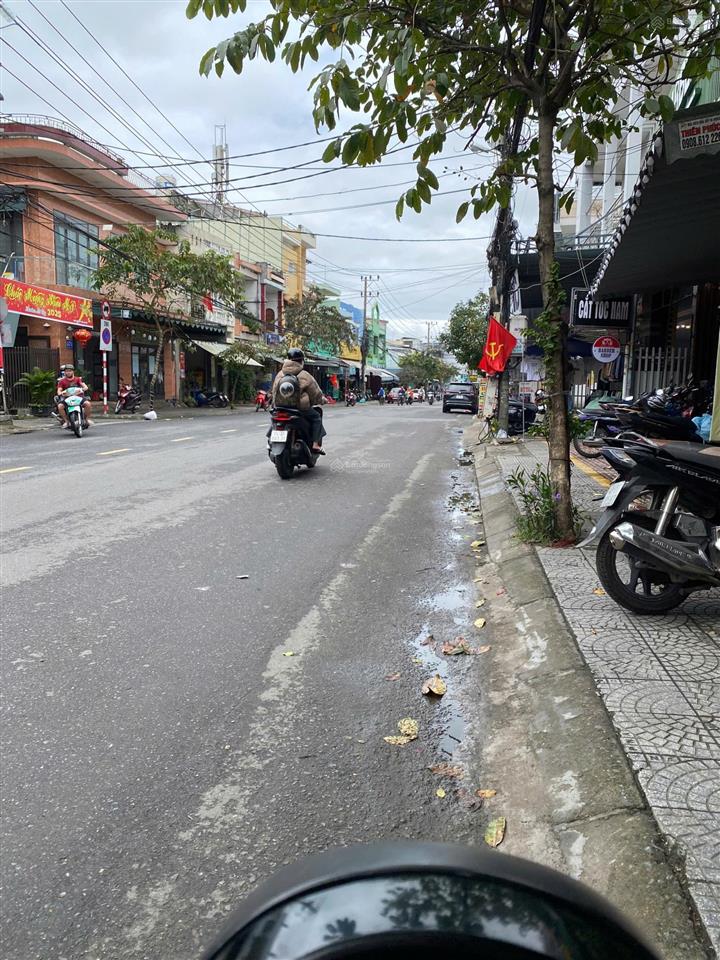 Bán nhà mặt phố hoàng hoa thám, 39 tỷ, 185,9m2, view đẹp hot