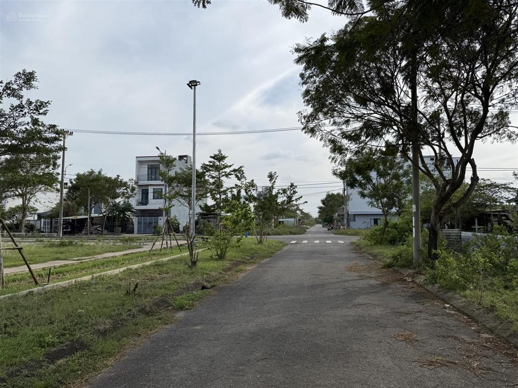 Bán đất view công viên khu dân cư bá tùng hoà quý