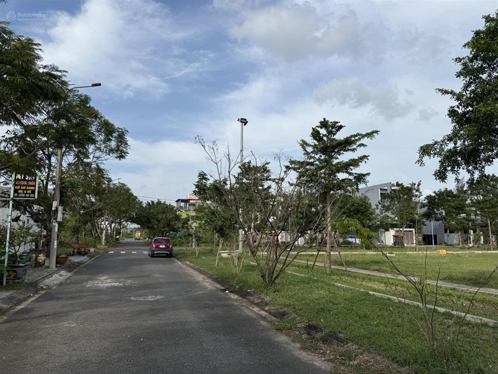 Bán đất view công viên khu dân cư bá tùng hoà quý