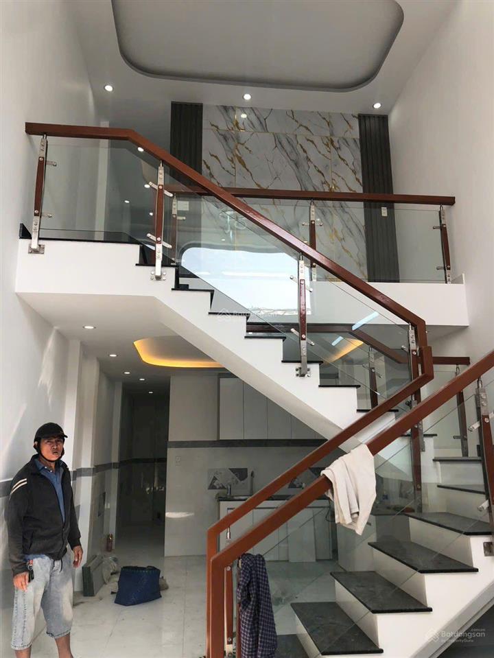 Bán nhà ấp 1 đông thạnh  hóc môn  hẻm oto  đúc lửng  giá 2.75 tỷ