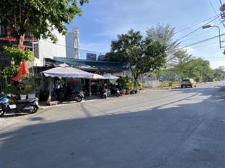 Bán đất 1368 lê văn lương. góc 2 mặt tiền. ngay cổng kdc gia long. thích hợp kd đủ ngành nghề.