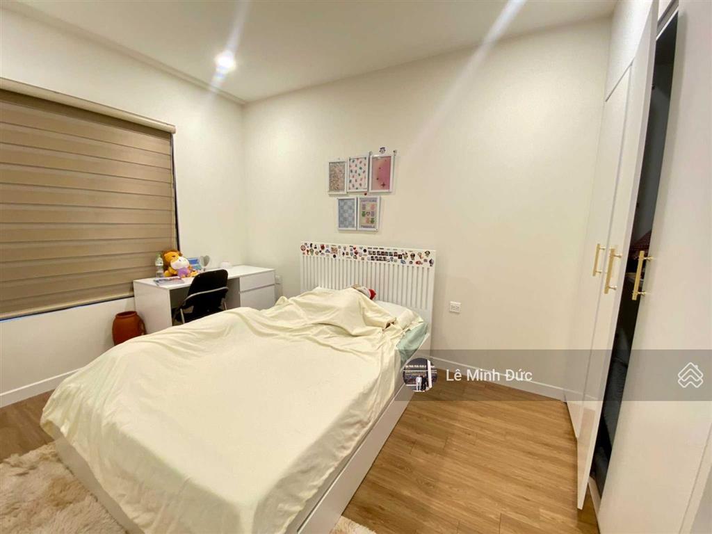Cho thuê lâu dài căn hộ 03pn tòa novo chung cư kosmo tây hồ giá tốt.  0924 691 ***