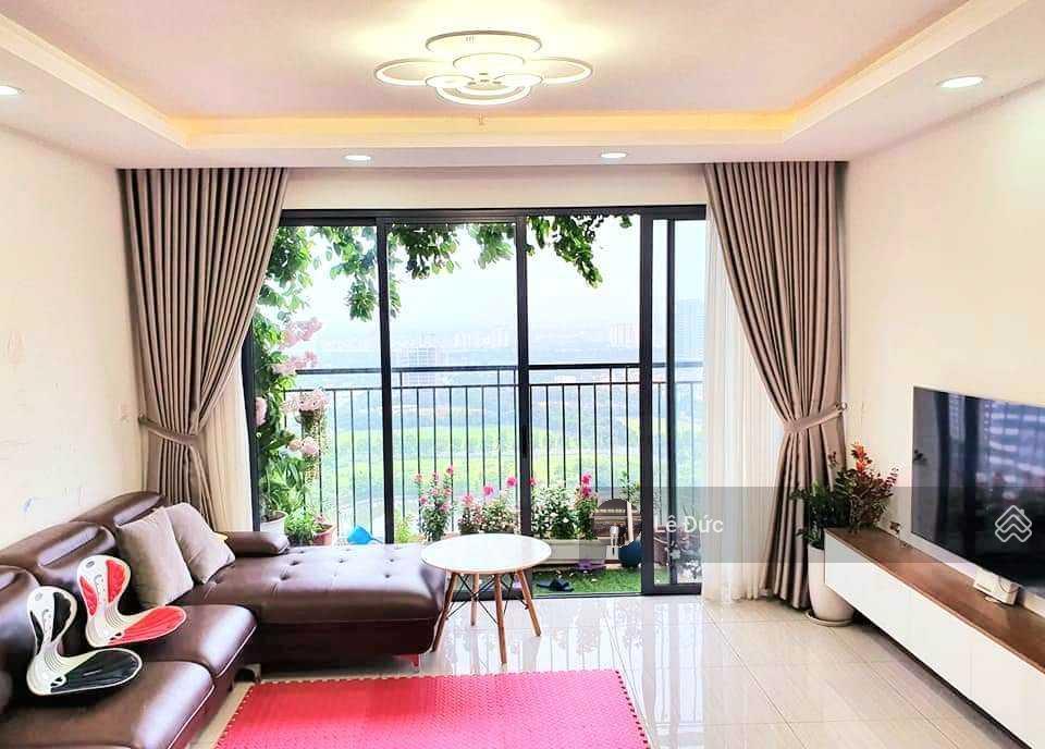 Cc bán nhanh ch 3pn 130m2 view hồ căn góc tòa n03t3 0924 691 ***
