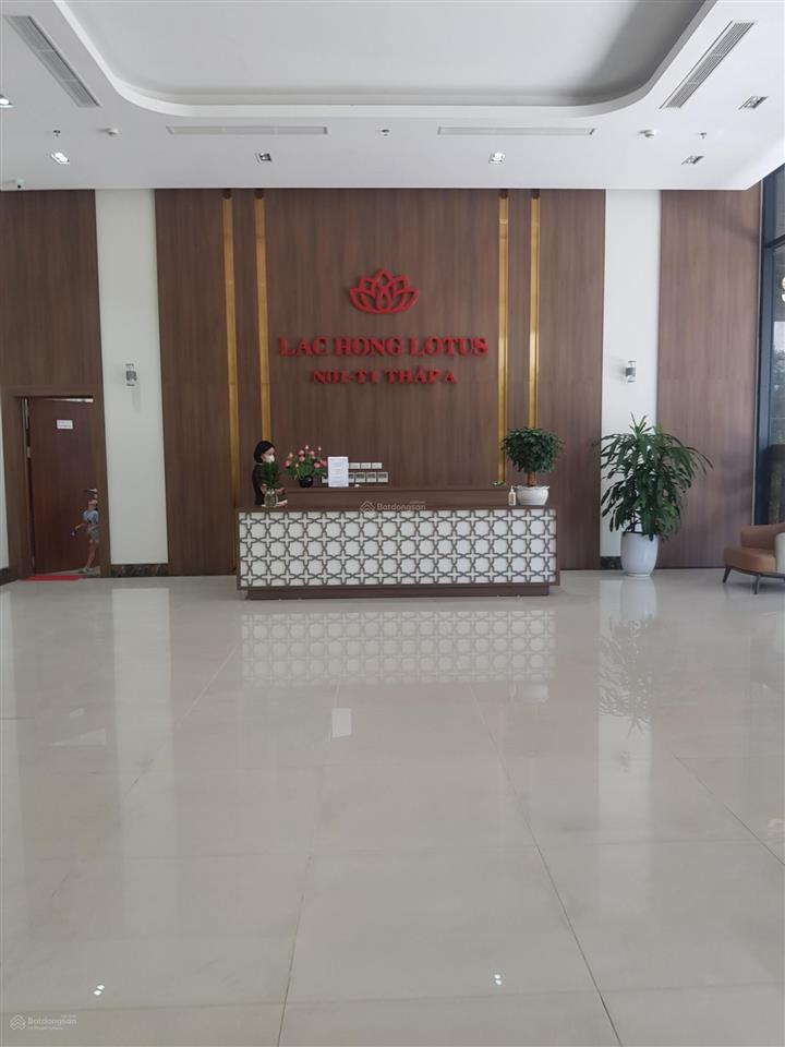Cc bán nhanh căn 3pn view hồ điều hòa công viên tòa n01t1  ngoại giao đoàn.  0924 691 ***