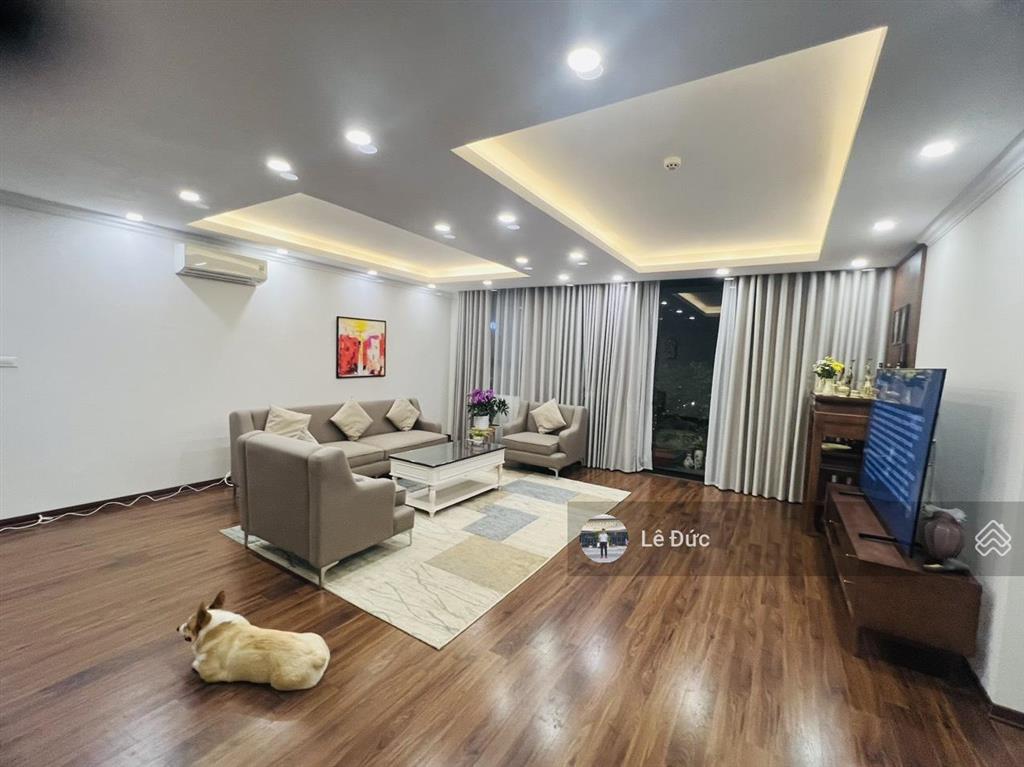 Cc bán nhanh căn 3pn view hồ điều hòa công viên tòa n01t1  ngoại giao đoàn.  0924 691 ***
