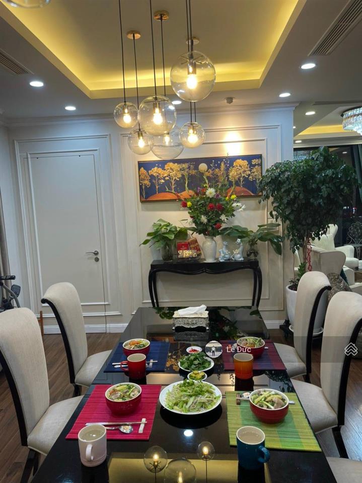 Cc bán nhanh căn 3pn view hồ điều hòa công viên tòa n01t1  ngoại giao đoàn.  0924 691 ***