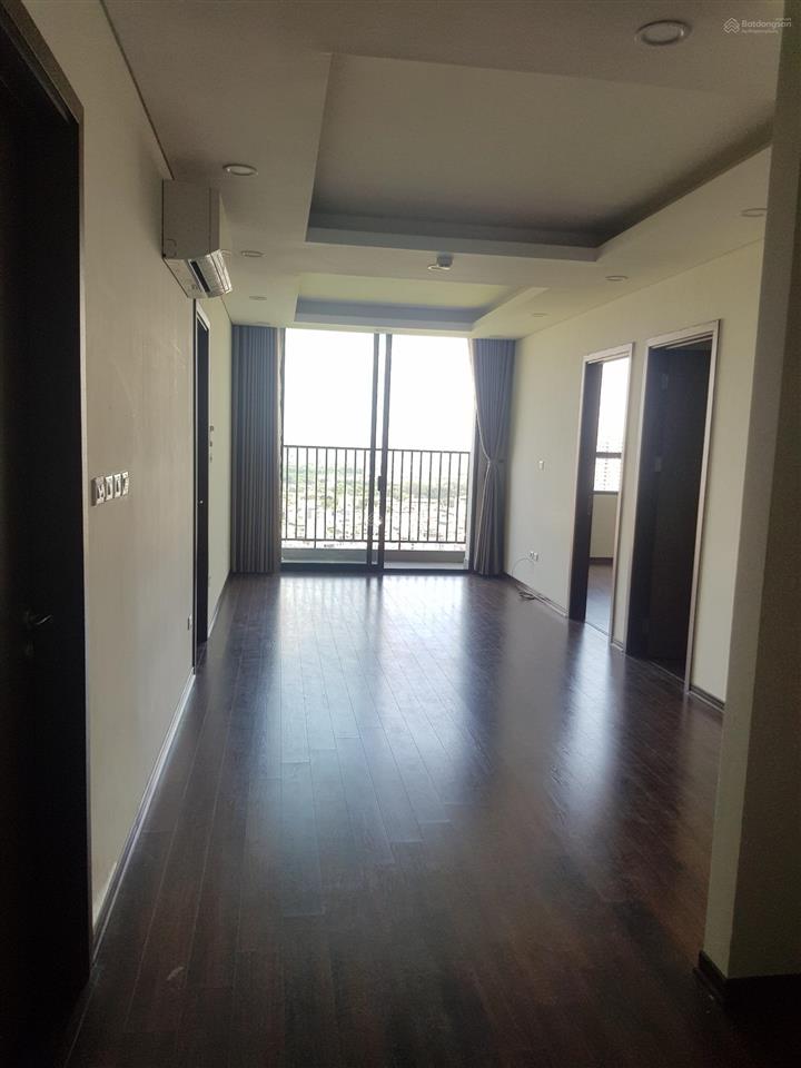 Cc bán nhanh căn 3pn view hồ điều hòa công viên tòa n01t1  ngoại giao đoàn.  0924 691 ***