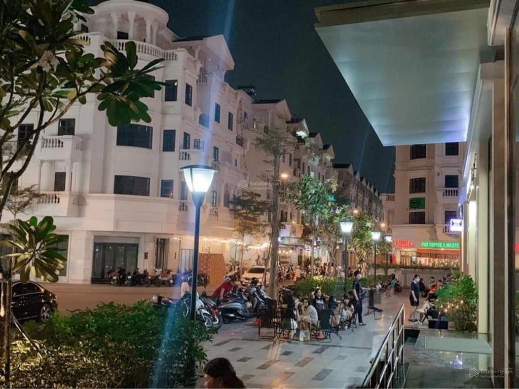 Chính chủ bán shophouse cực chất cityland parkhill giá chỉ 5,5 tỷ, l/h 0977 178 ***