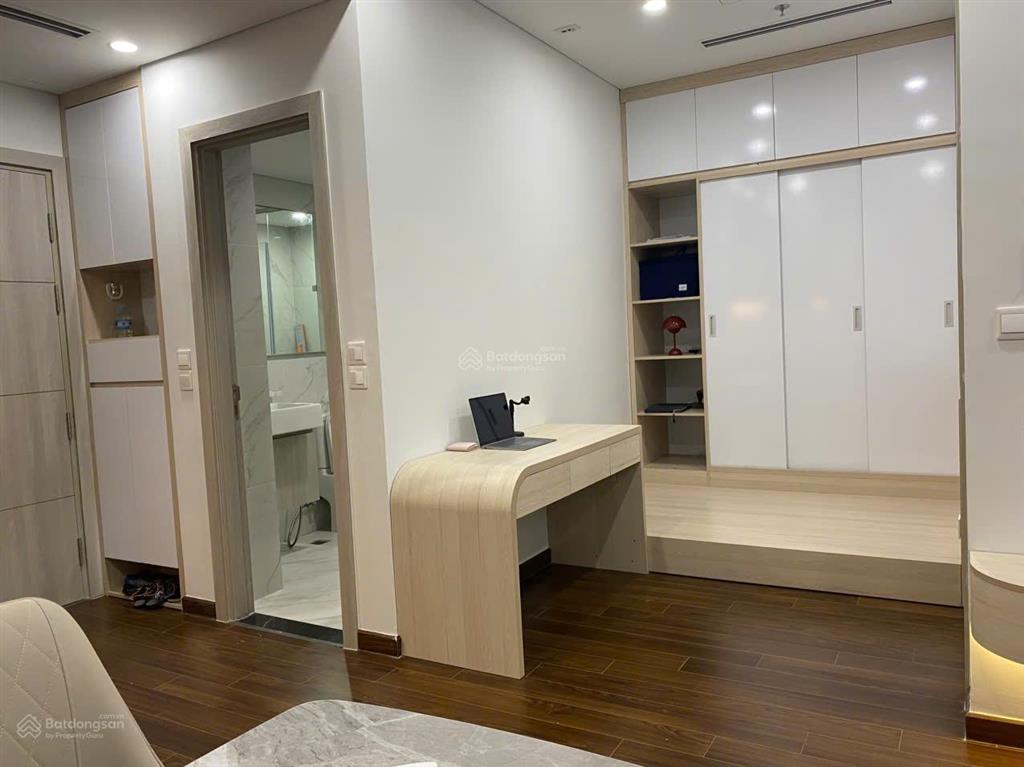 Bán căn 1n+1 masteri west heights 47m2, 3.9 tỷ, full nội thất tâm huyết (cần bán gấp trong tuần)