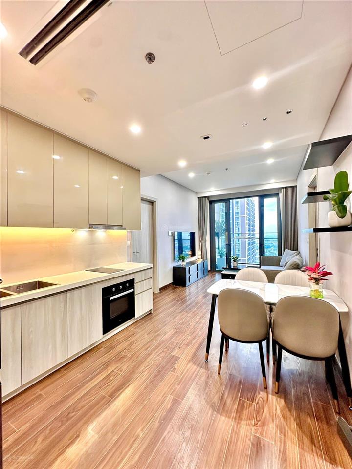 Chính chủ bán căn 2pn2vs 60,5m2 toà b masteri west heights, full nội thất, sẵn sổ, giá 6,180 tỷ