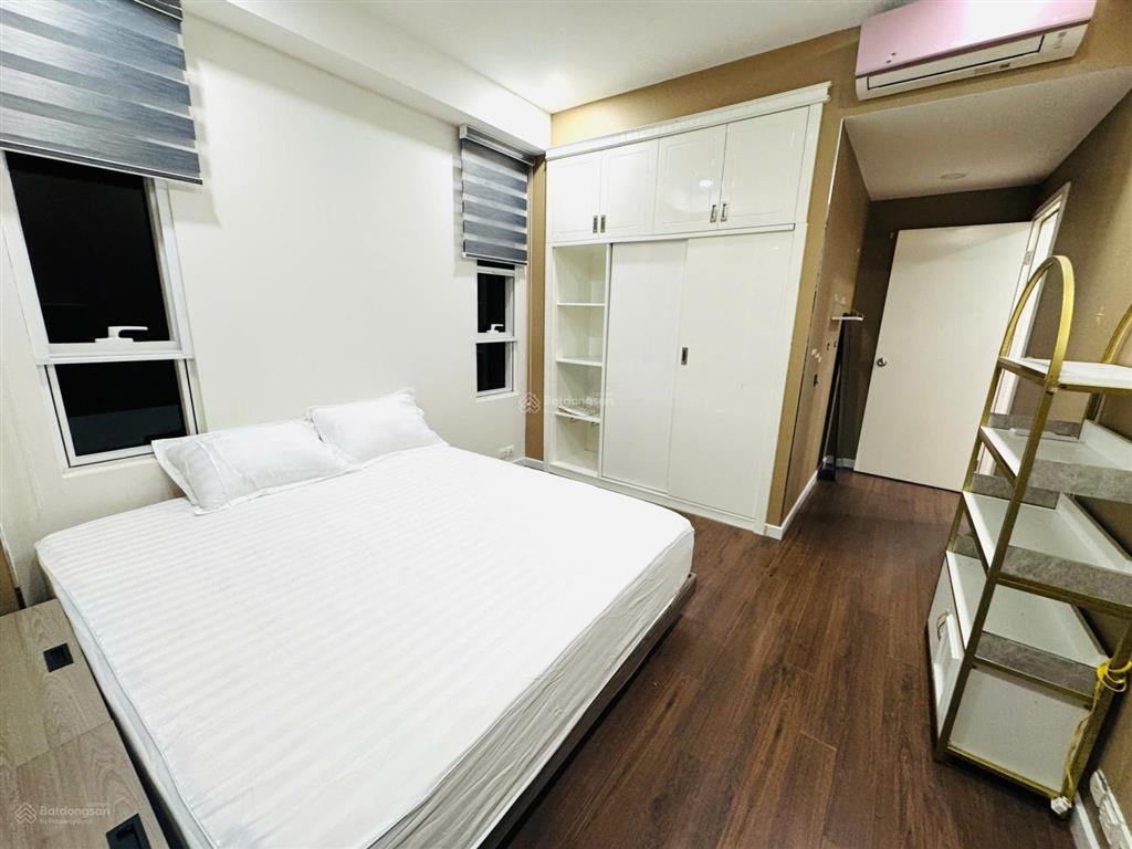 Sunrise city 6,8 tỷ, 106m2, 3pn, 2wc, view đẹp, tặng nội thất xịn