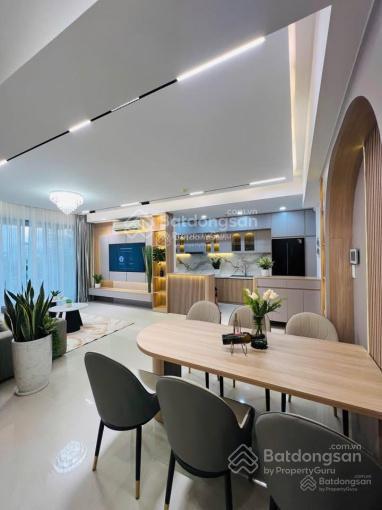 2pn sunrise city central, 99 m2, có ban công  7,5 tỷ  rẻ hơn thị trường từ 700 trđ