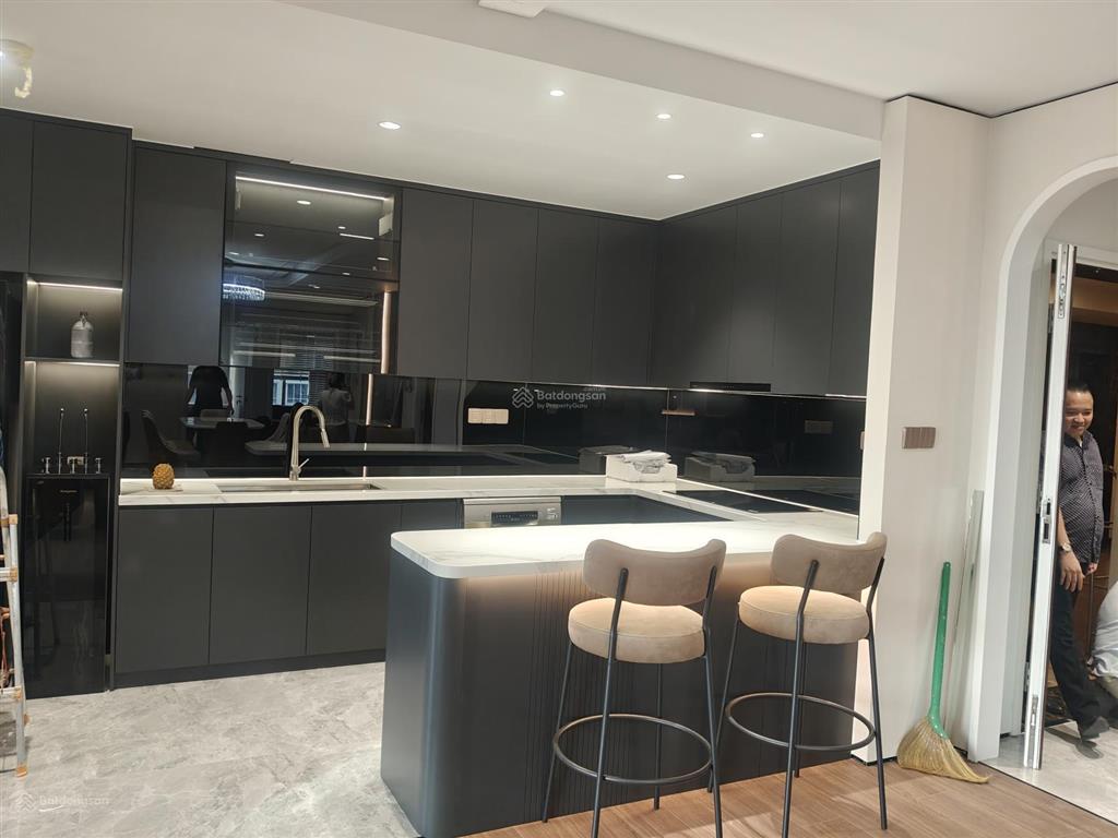 Bán căn hộ chung cư tại sunrise city, 14 tỷ, 162 m2, 3pn, 2wc