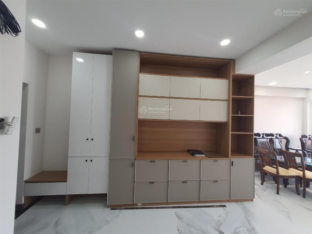 Bán nhanh căn 3pn grand view pmh, dt 147m2, balcol siêu dài, nhà mới view biệt thự cảnh đồi rất đẹp