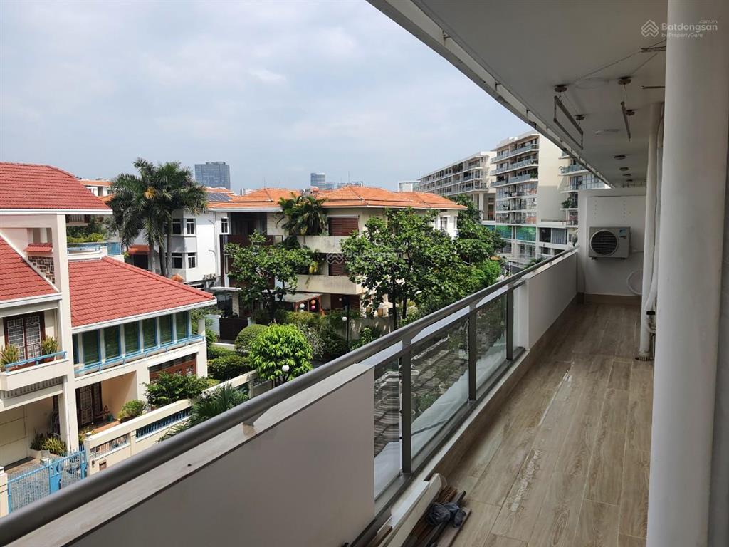 Bán nhanh căn 3pn grand view pmh, dt 147m2, balcol siêu dài, nhà mới view biệt thự cảnh đồi rất đẹp