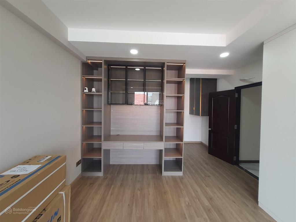 Bán nhanh căn 3pn grand view pmh, dt 147m2, balcol siêu dài, nhà mới view biệt thự cảnh đồi rất đẹp