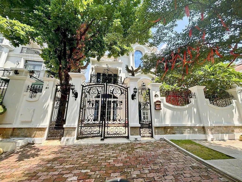 Cho thuê biệt thự đơn lập nam phú  khu compound an ninh, 5pn, nhà đầy đủ nội thất mới rất đẹp