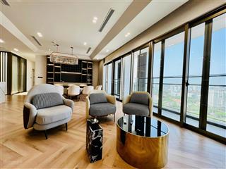 Bán nhanh penthouse m8 vip pmh, 1 sàn dt 307m2, view toàn thành phố, bán được cho người nước ngoài