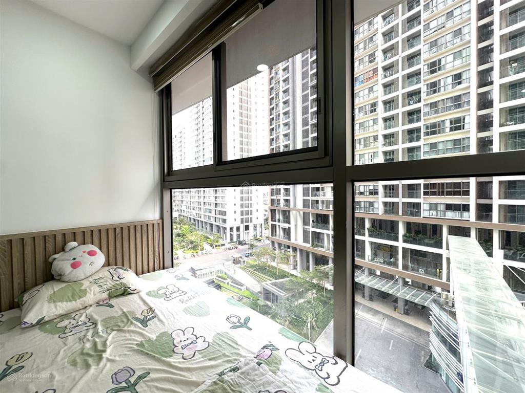 Rẻ nhất thị trường, căn hộ 2pn midtown 91m2 lầu trung, view hướng đông nam, có ô xe chỉ 9.28 tỷ shr