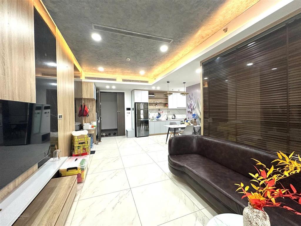 Rẻ nhất thị trường, căn hộ 2pn midtown 91m2 lầu trung, view hướng đông nam, có ô xe chỉ 9.28 tỷ shr
