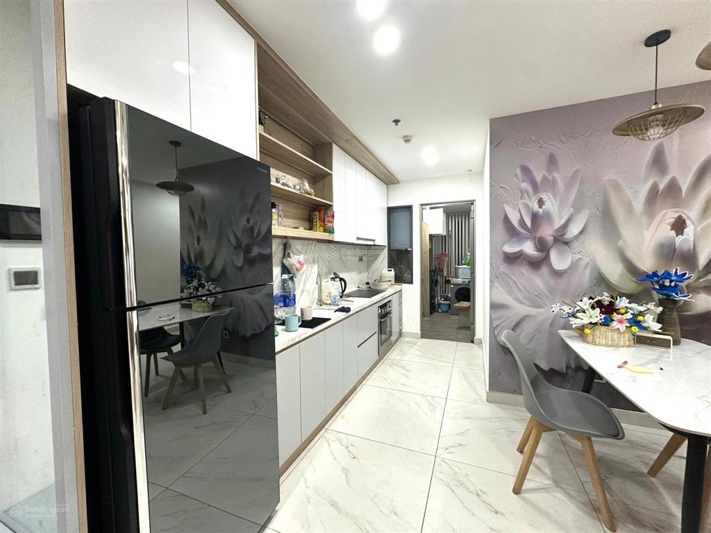 Rẻ nhất thị trường, căn hộ 2pn midtown 91m2 lầu trung, view hướng đông nam, có ô xe chỉ 9.28 tỷ shr