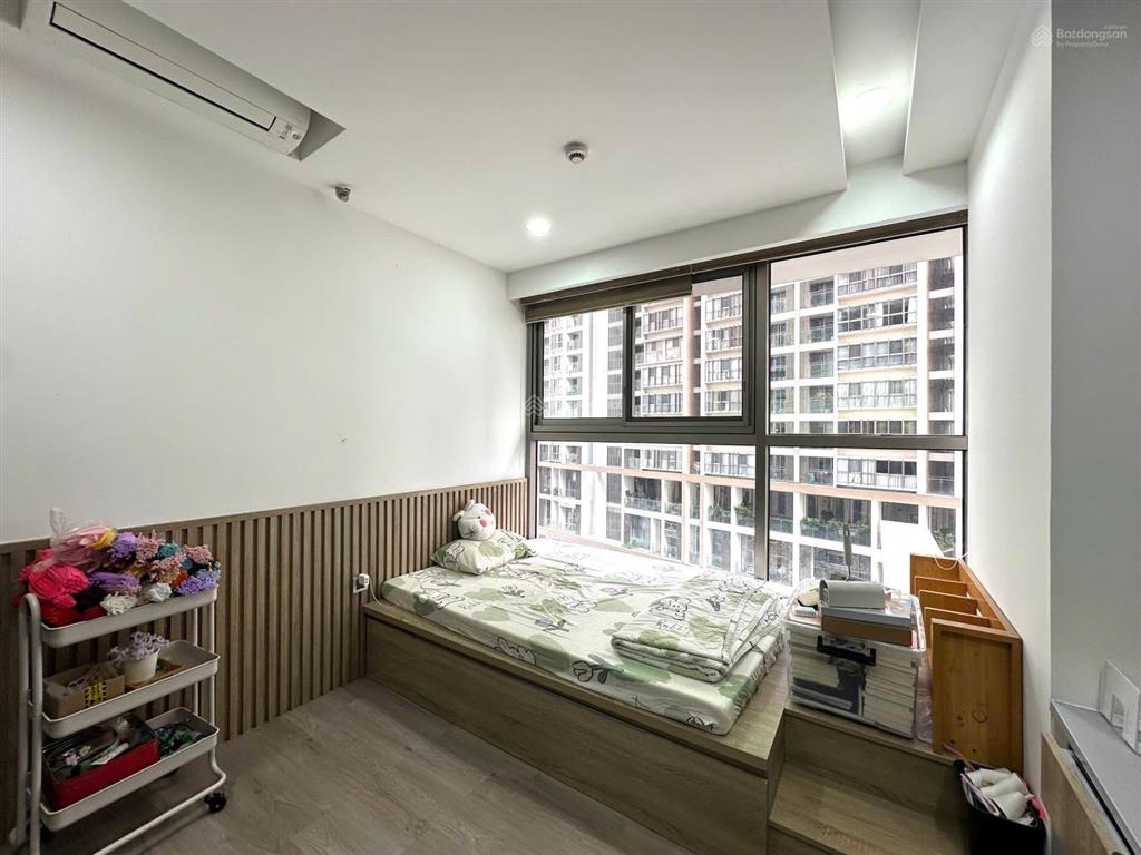 Rẻ nhất thị trường, căn hộ 2pn midtown 91m2 lầu trung, view hướng đông nam, có ô xe chỉ 9.28 tỷ shr