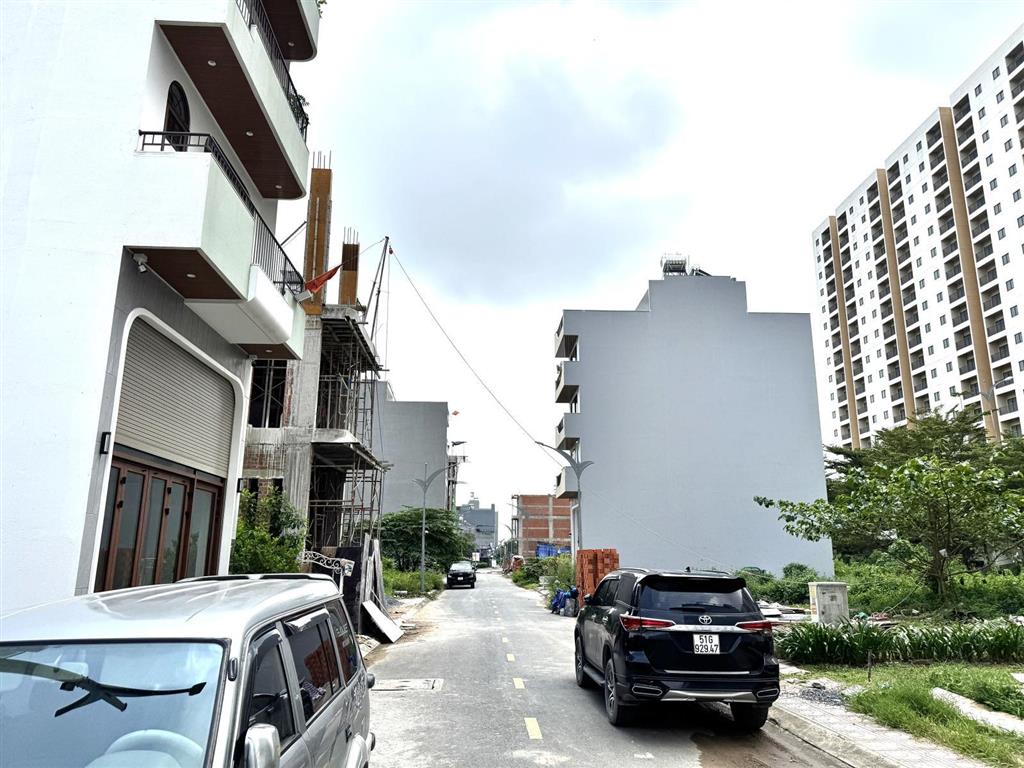 Bán đất chợ bình khánh quận 2  khu 1.8ha bình khánh ngay ga thủ thiêm