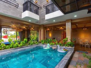 Giá rẻ  bán căn villa hồ bơi đẹp 300m2  5pn  mt đường 10m5 trần duy chiến  gần bãi biển mỹ khê