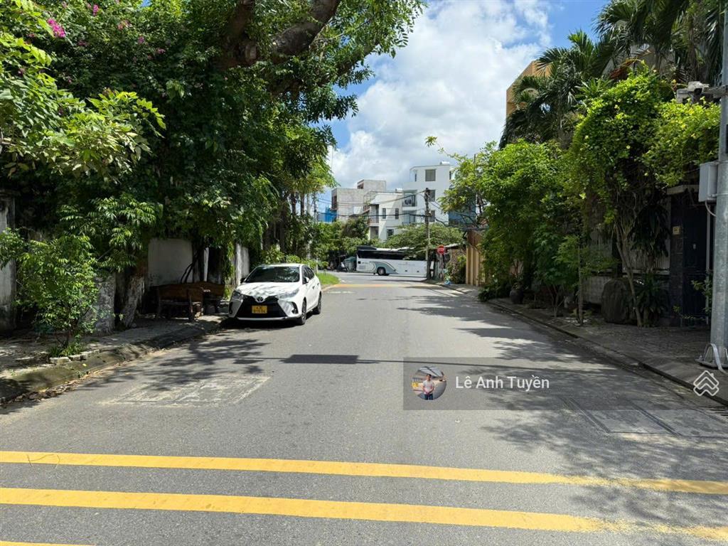 Thương lượng mạnh lô góc 299m2 (14x20) 3mt đường7m5 phó đức chính gần vương thừa vũ gần biển mỹ khê