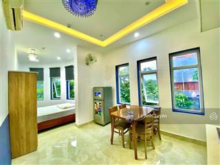 Bán toà khách sạn 7 tầng 27 phòng góc 2mt đường 10m5 chính hữungay phạm văn đồng,gần biển mỹ khê