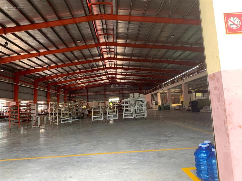 Chuyển nhượng nhà máy trong kcn lê minh xuân hoàn công, pccc tự động, cao 12,5m, ưu đãi thuế