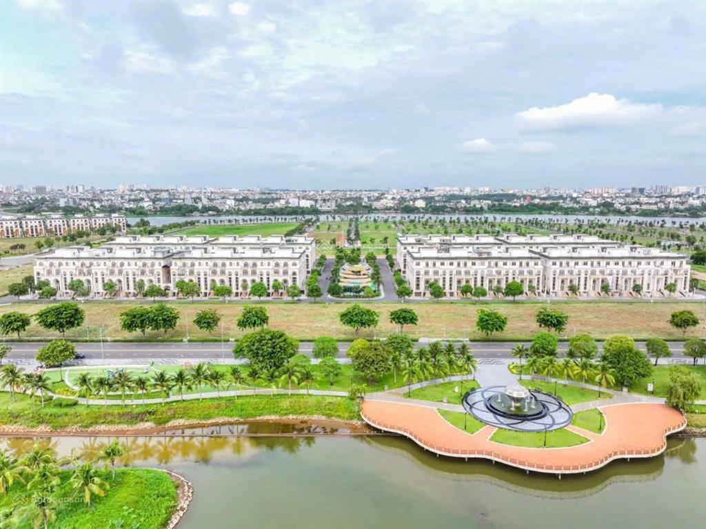 Bán nhà giá tốt ngang 7m cạnh vietcombank, kênh sông trăng, view hồ đại nhật.hợp đồng thuê lâu dài.