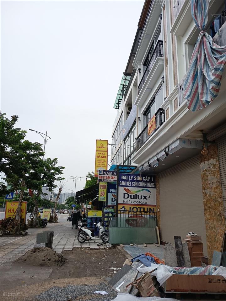 Cho thuê nhà mới xây 5 tầng mặt phố, trung tâm quận hoàng mai thành phố hà nội. sổ đỏ chính chủ