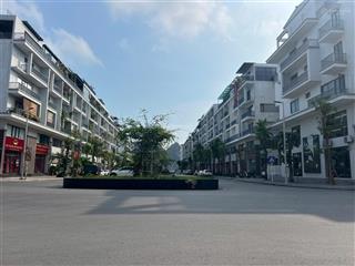 Bán căn nhà mặt phố phan đăng lưu, kđt monbay hạ long, quảng ninh. 5,5 tầng