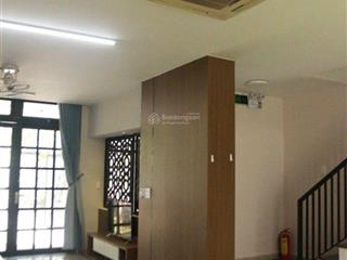 Nhà 2 tầng trung tâm sơn trà gần biển mân thái chỉ 6.3 tỷ