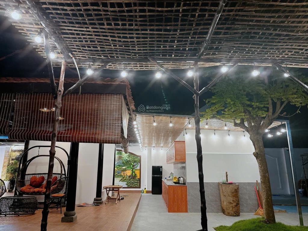 Siêu phẩm nhà vườn nghỉ dưỡng tuyệt đẹp vị trí gần tl8 củ chi, đường lớn quá lý tưởng cho gia đình