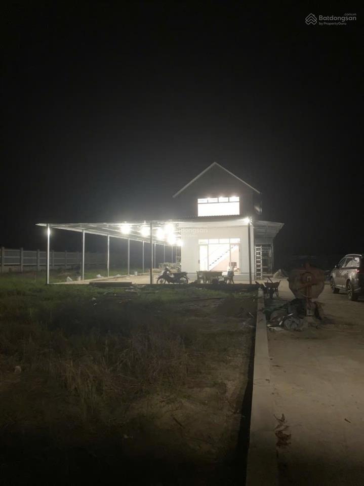 Bán lô đất giá rẻ tặng căn nhà đường quy hoạch 12m gần khu dân cư tiện làm nhà vườn,kho, xưởng