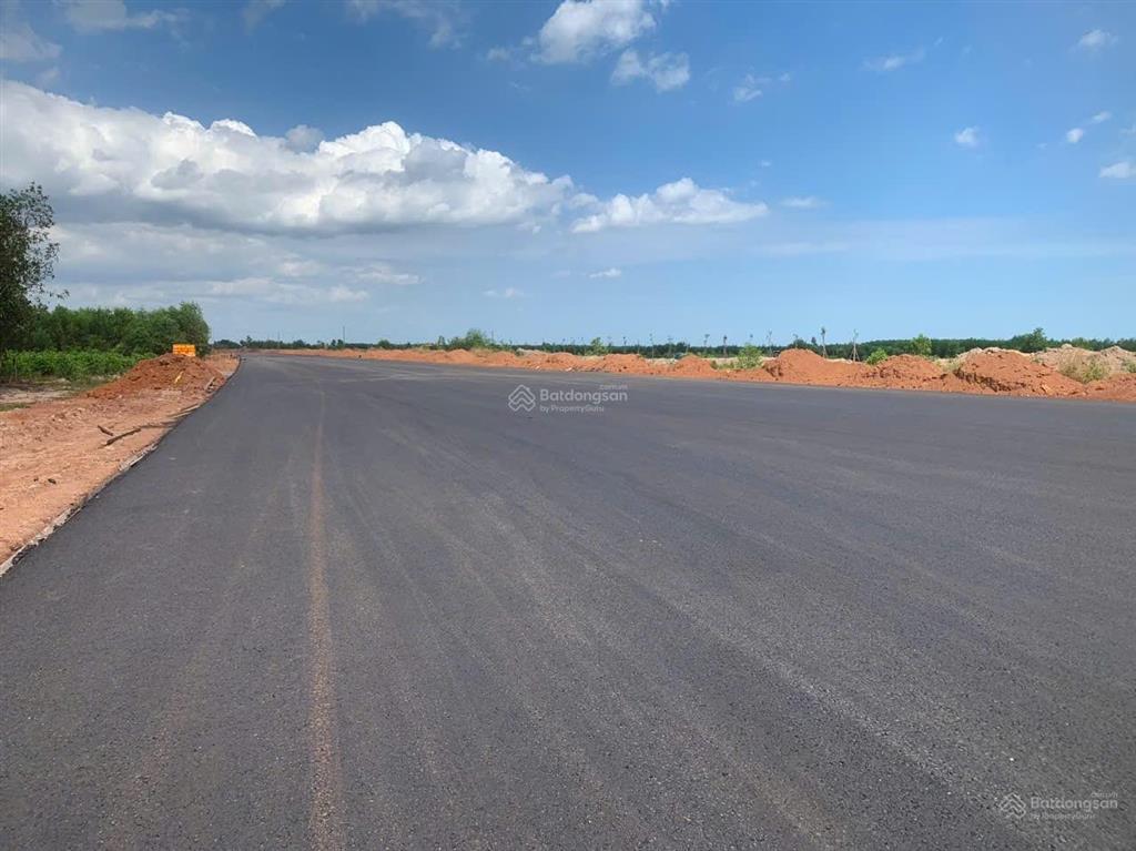 Cần bán vài gấp lô đất mt đường chính bàu cạn qh 32m, thổ cư, ngay cổng kcn bàu cạn & sb long thành