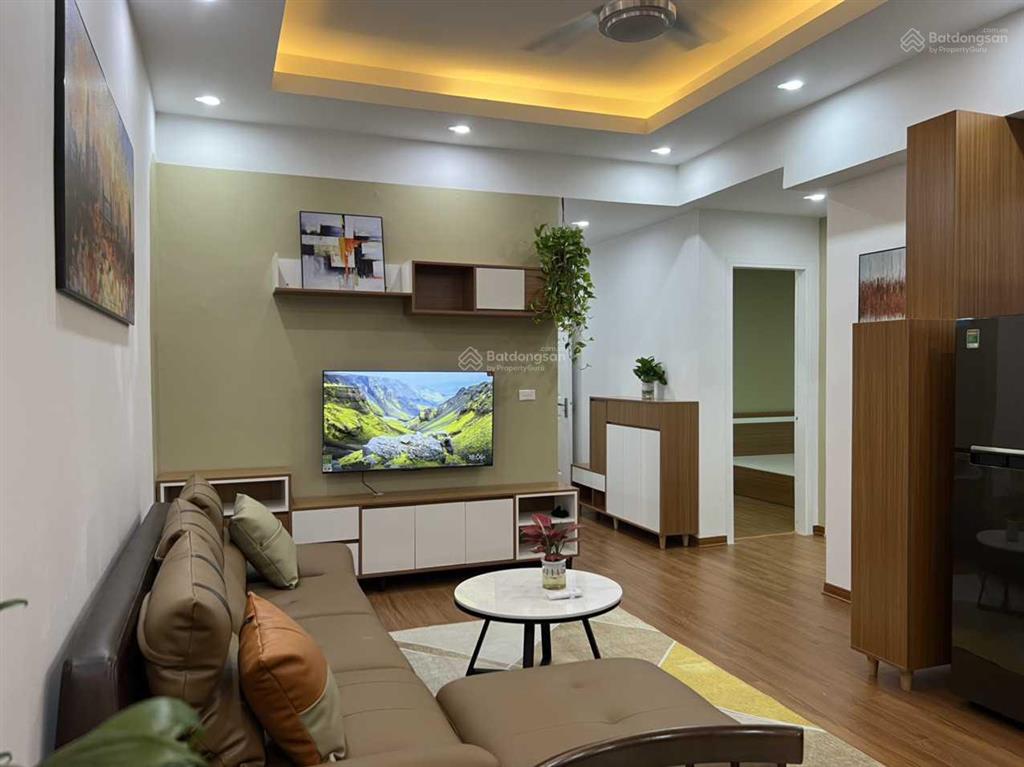 Em cần cho thuê ch thủy lợi 4 nguyễn xí. 2pn=10tr.  0775 929 *** trang