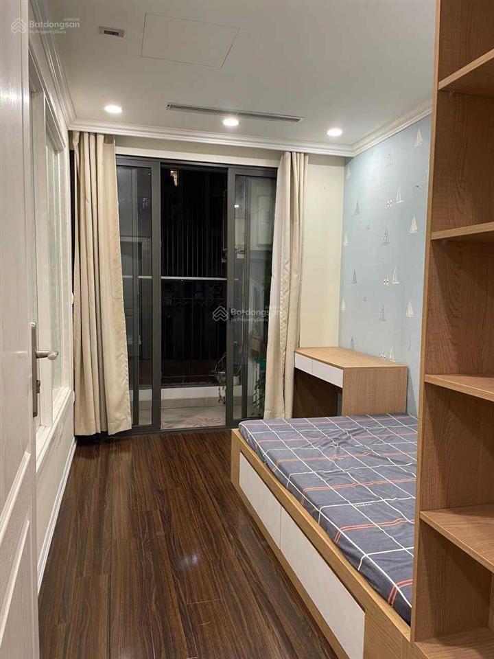 Em cần cho thuê ch thủy lợi 4 nguyễn xí. 2pn=10tr.  0775 929 *** trang