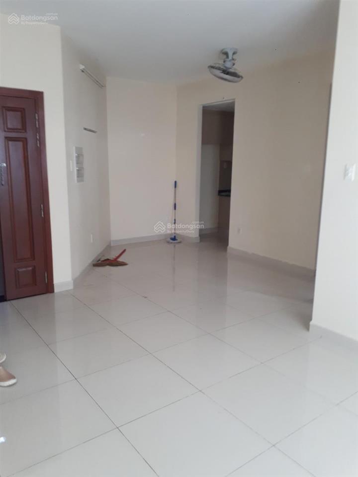 Em cần cho thuê ch thủy lợi 4 nguyễn xí. 2pn=10tr.  0775 929 *** trang
