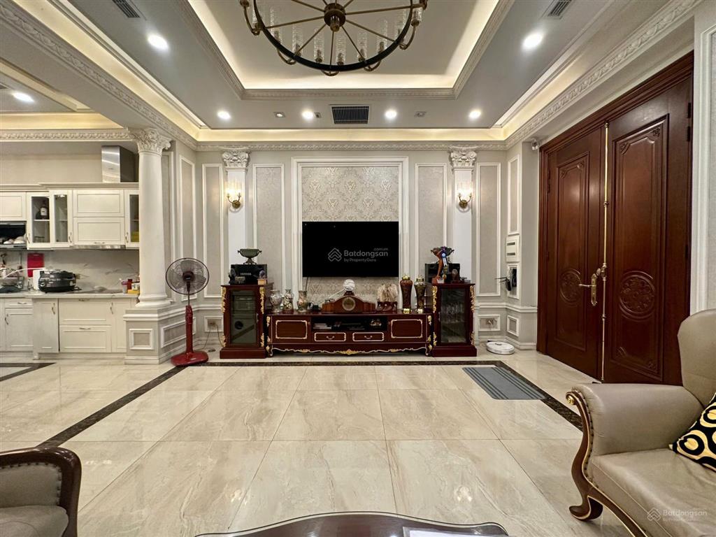 Cho thuê biệt thự liền kề nguyệt quế full đồ, có thang máy bên hồ harmony 96m2 giá 40tr/ tháng