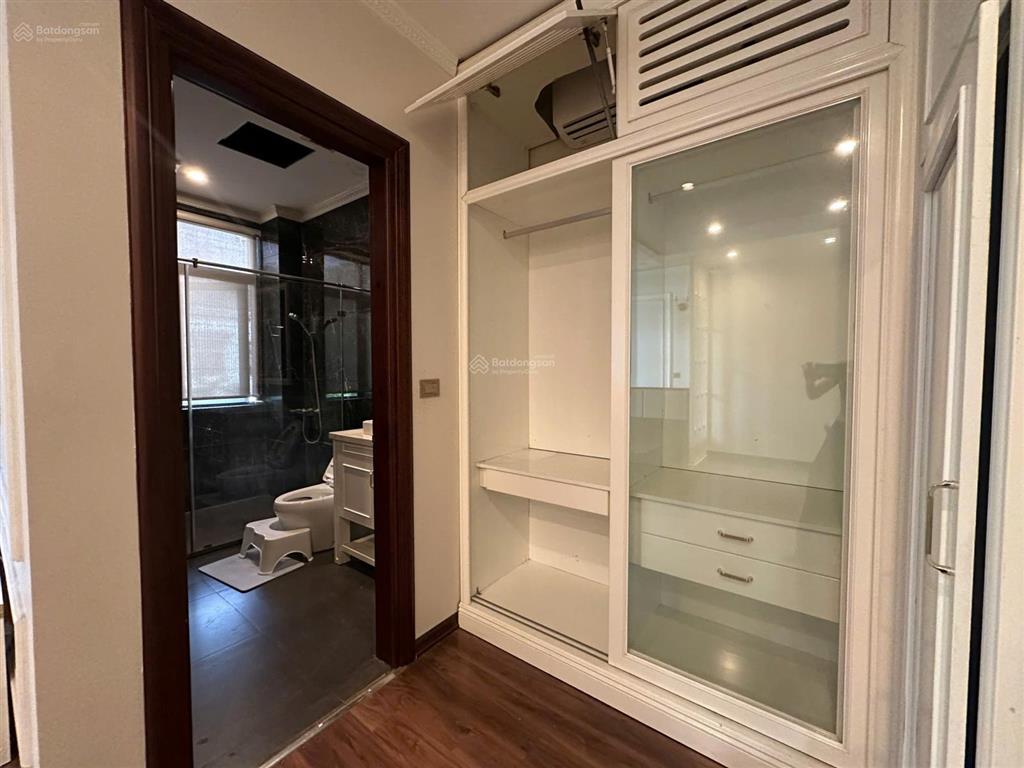 Cho thuê biệt thự liền kề nguyệt quế full đồ, có thang máy bên hồ harmony 96m2 giá 40tr/ tháng