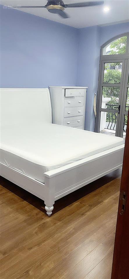 Cho thuê biệt thự liền kề full nội thất 96m2 giá 30tr/ tháng vinhomes the harmony 0903 257 ***