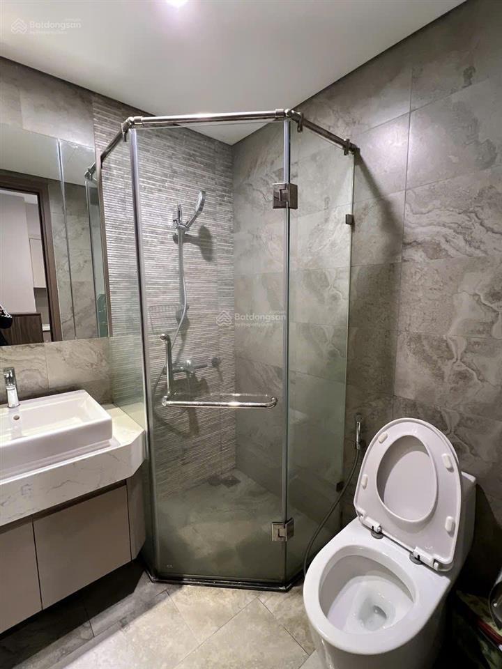 Cho thuê căn 1pn hộ cao cấp vinhomes symphony gía chỉ 10tr/ tháng  0903 257 ***