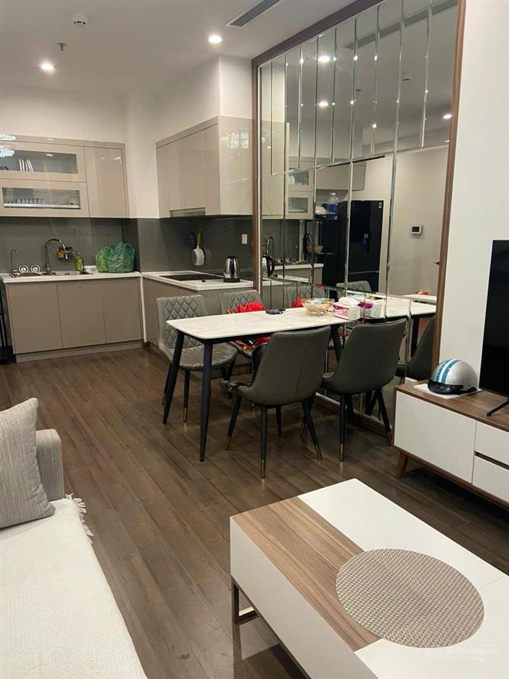 Cho thuê căn hộ cao cấp vinhomes symphony 2 phòng ngủ 2wc giá 14tr/ tháng  0903 257 ***