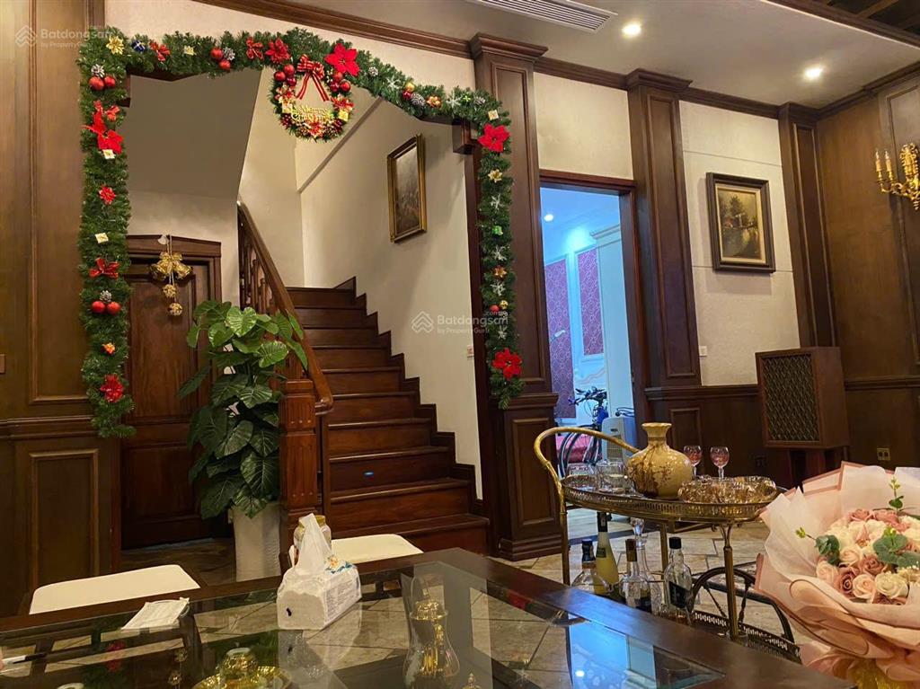 Cho thuê biệt thự song lập anh đào 186m2 full nội thất giá chỉ 40tr/ tháng  0903 257 ***